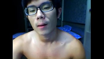 Preview 3 of Flashing Bang - [SPECSADDICTED.com] Lovely Chinese Boy with faces and cum (2)