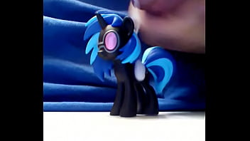 Preview 3 of Man Fish Fuck - Vinyl Scratch Cof