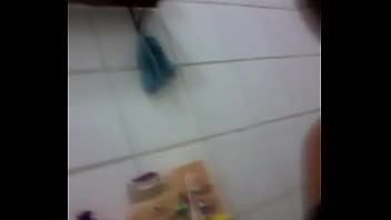 Preview 1 of Gruop Squirting - VID-20140304-WA0000