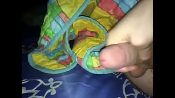 Preview 3 of Towel Drops Infront Of Dad - capturedvideo.MOV