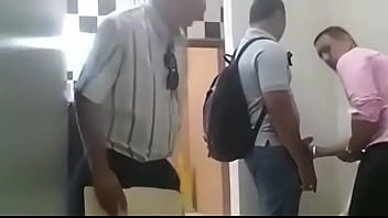Preview 2 of Naseera Porn - Ba&ntilde_os Barranquilla