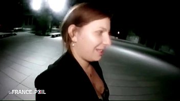 Preview 2 of Menor Singando - Interview casting of a chubby french redhead