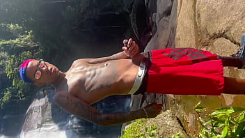 Preview 1 of Geirl Sex - VAZA V&Iacute_DEO DO NOVINHO PAUS UDO (COMPLETO NO RED E NO CHER)