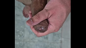 Preview 4 of Sinfully Solo - PENIS BABADO NO CHUVEIRO