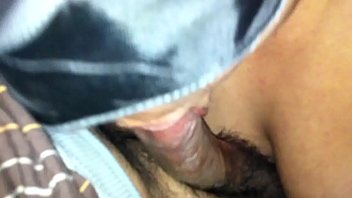 Preview 3 of Babe Trap In The Door At Night - Mexicana Carmen chupando pene sexo oral