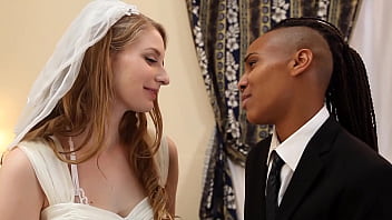 Preview 1 of Download Video Tubxporn - MUST SEE!!! Lesbian XXX wedding night - interracial lesboporno
