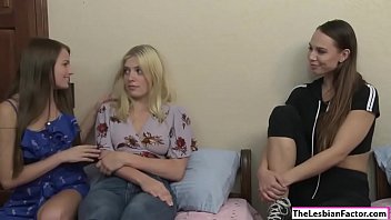 Preview 2 of 18 Porn Sister Badroom