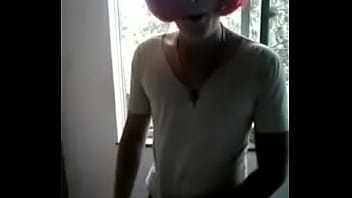 Preview 4 of Lara Vifat - VID-20140221-WA0030