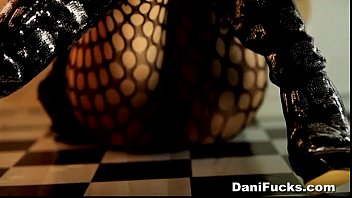 Preview 2 of Abg Ml Di Toilet - Disco Ball Dani Daniels