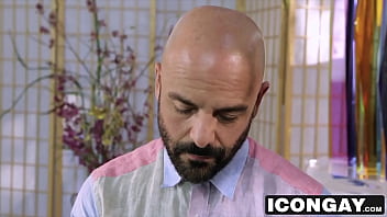 Preview 1 of Mom Javhihi Xnxx - Hairy gay dad has a thing for cute twinks dicks and ass