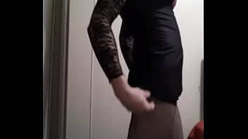 Preview 4 of Latin With Blach Hair - randys phone video