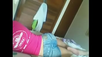 Preview 4 of Kathia Nobili Lick Face - Roberta deitada na pousada