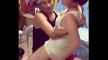 Preview 3 of Beeg Sxe Mum Father Girl - Lap dance
