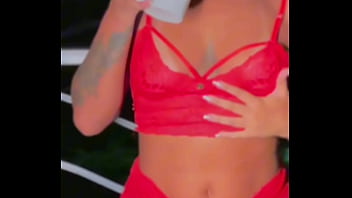 Preview 2 of Desi Mom Xxx Video Villag - Vem me deixar toda molhadinha amor ? #RT