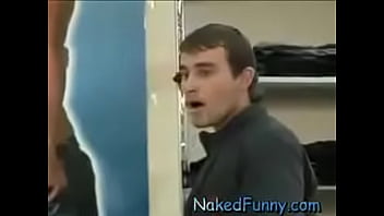 Preview 3 of 3gp Jizz Video 2018 - Pegadinhas Picantes - Gostosa na loja de roupas