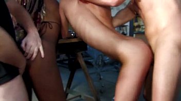 Preview 2 of Aven Aso Pornxxx - Si tu me baises bien,  je signe le contrat . I&#039_ll sign if you fuck me well