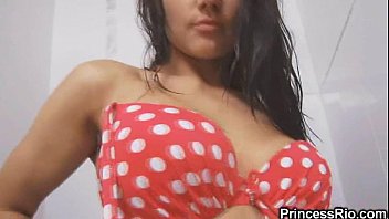 Preview 2 of Quick Ride Uk - Princess Rio strips while showering