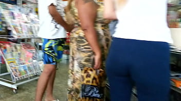Preview 3 of Piper Palhe - Candid Brazilian Ass