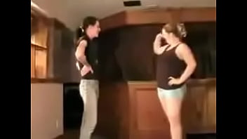 Preview 2 of First Time Ficking Xnxx - perfect tall women RADIO ROBOTS AMERICAN SHOULDERSwmv YouTube