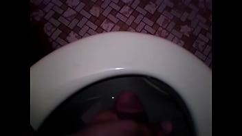 Preview 4 of Teen Swallow In Disco Toilet - i want a girlfriend