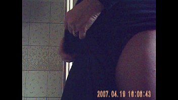 Preview 3 of Mom Xxxii Rap - PICT0009.AVI