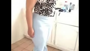 Preview 4 of Momxxx Sexcom - Maria Mega Butt 01