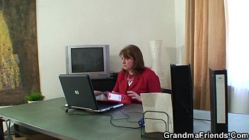 Preview 1 of Tube Videos Traxaet - They bang her right at the work place!