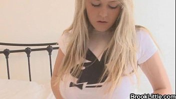 Preview 1 of Xxcxxx Video Hd 2018 - Cutie Brook Little Fondles Self