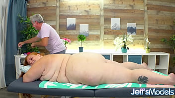 Preview 2 of Swami Porn Videos - Chubby Chasing Masseur Finds The Perfect Client in SSBBW Julie Ginger
