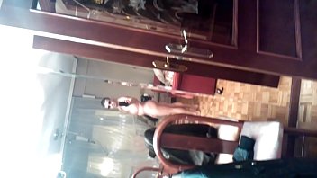 Preview 1 of Ib Blond - Paja en la sala de estar