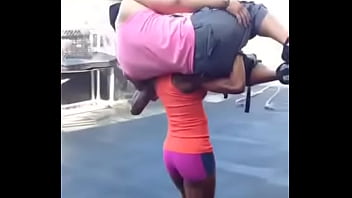 Preview 3 of Hotel Comers - WOMAN LIFTS MAN!