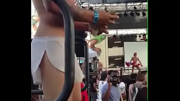 Preview 2 of Itil Sempit - stripper la ense&ntilde_a
