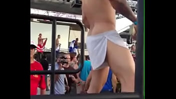 Preview 1 of Itil Sempit - stripper la ense&ntilde_a