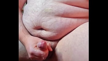 Preview 4 of Aus Wesel - Chubby Guy Unloading His Edged Cock