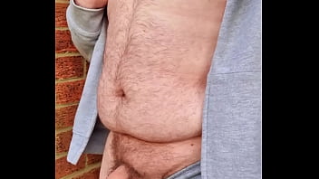 Preview 3 of 2 Minats Ke Videos - Chubby Guy Quick Morning Piss Outside