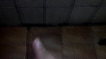 Preview 3 of Blind Mqn - Batendo uma no Banheiro