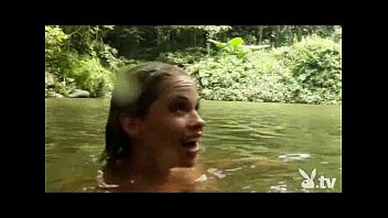 Preview 3 of Is Xi Vedio Hinde - Hot Nude Girls Cliff Jumping!