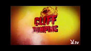 Preview 1 of Is Xi Vedio Hinde - Hot Nude Girls Cliff Jumping!