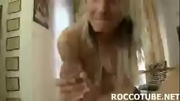 Preview 4 of Pissing And Wanking - xvideos-9