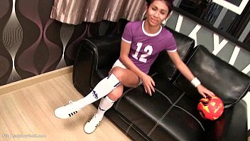 Preview 1 of Khatarnak Wala Bf - Ladyboy Nin Football Blowjob