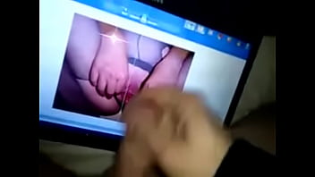 Preview 3 of Reality Kings Teens Threesome - sch&ouml_n auf die muschi gespritzt
