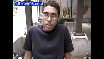 Preview 1 of Do Cry - Twink Wanking His Shaft