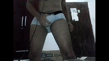 Preview 2 of Xnxx Videos Six - Eu punhetando e gozando.