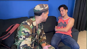 Preview 3 of Ekta Kapoor In Nude - MILITAR REGRESA A PONER SU VERGA DURA EN EL HUECO DE MI ESCLAVO HETERO ANA