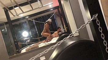 Preview 1 of Black Alixi - CUARTO SADOMASOQUISTA FETICHISTA CON AMIGO HETERO CURIOSO POR PINGA VENOSA PARTE 2