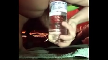 Preview 1 of Mauk Bilik Japan - Destroying her pussy with a water bottle!!!