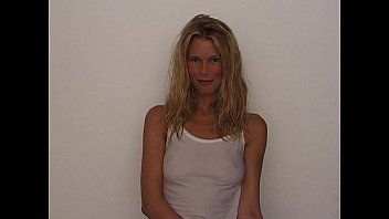 Preview 2 of Kareen Kaf - Claudia Schiffer Nippel durchsichtig