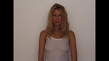 Preview 3 of Kareen Kaf - Claudia Schiffer Nippel durchsichtig