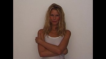 Preview 4 of Kareen Kaf - Claudia Schiffer Nippel durchsichtig