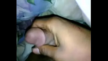 Preview 3 of Porno Pemeran Cilik - NERVOUS SQEEZE ATTEMP1